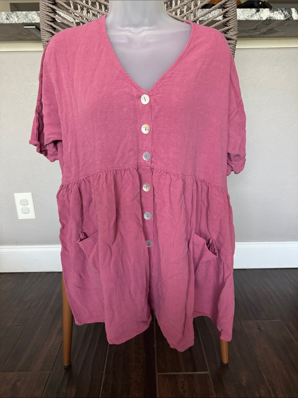 Vici Button-Front Dress in Rose